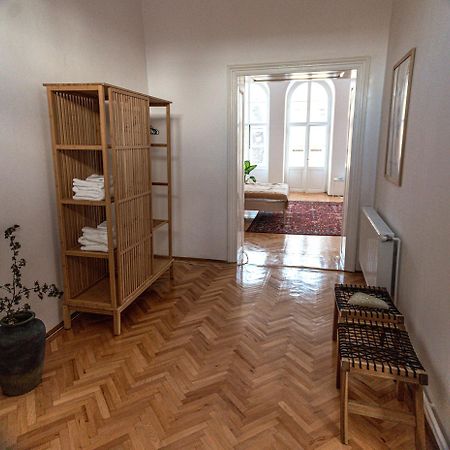 Favst Old Square Apartment Sibiu Luaran gambar