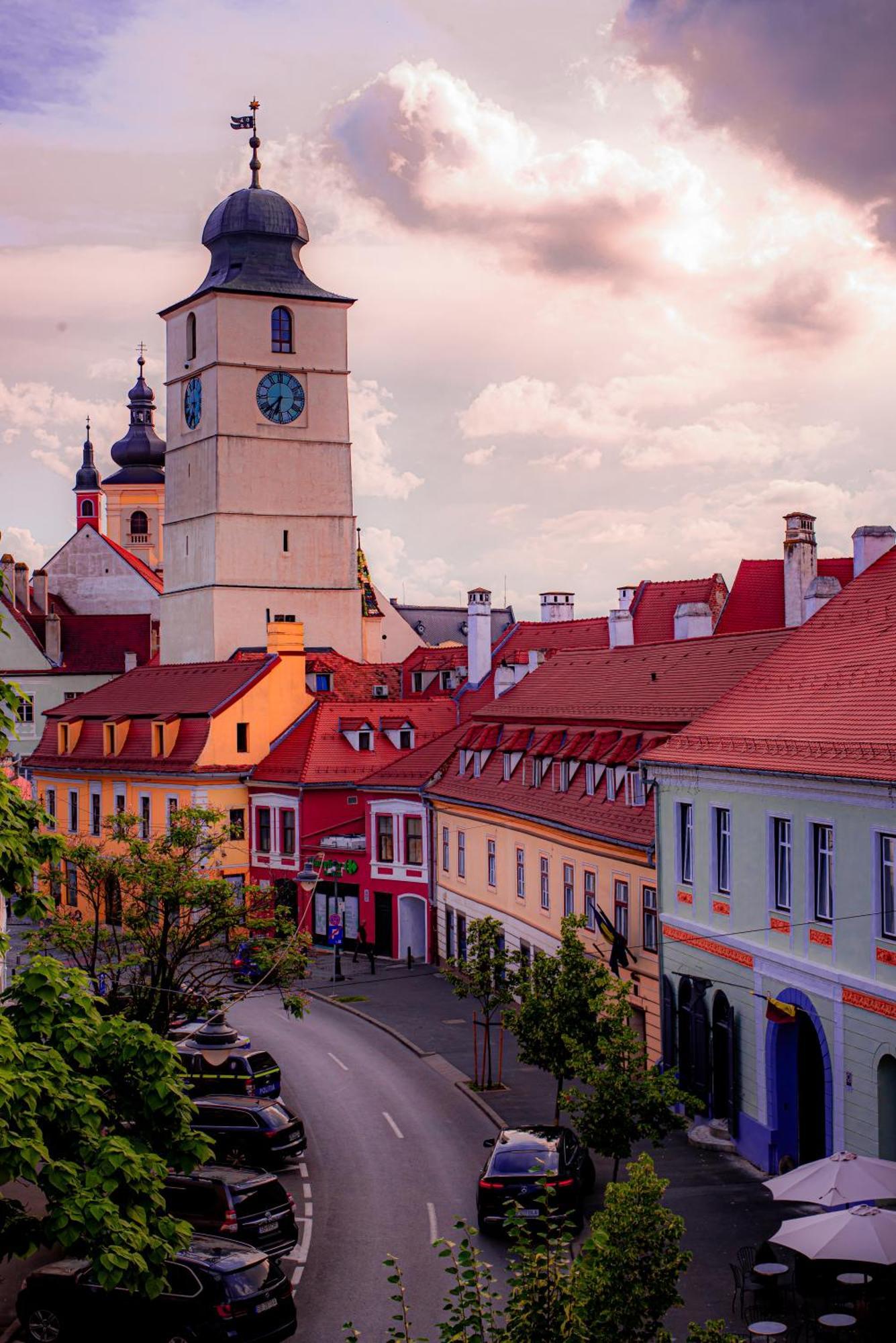 Favst Old Square Apartment Sibiu Luaran gambar